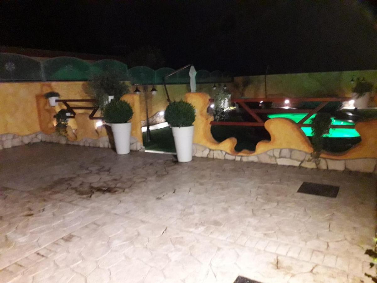 Villa Toffy' Su Forti